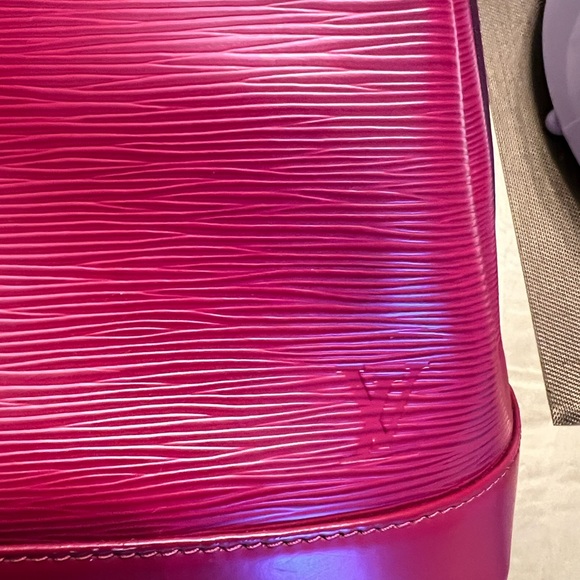 Louis Vuitton Epi Leather Noé MM , 2013 collection- great condition raspberry - Picture 7 of 16